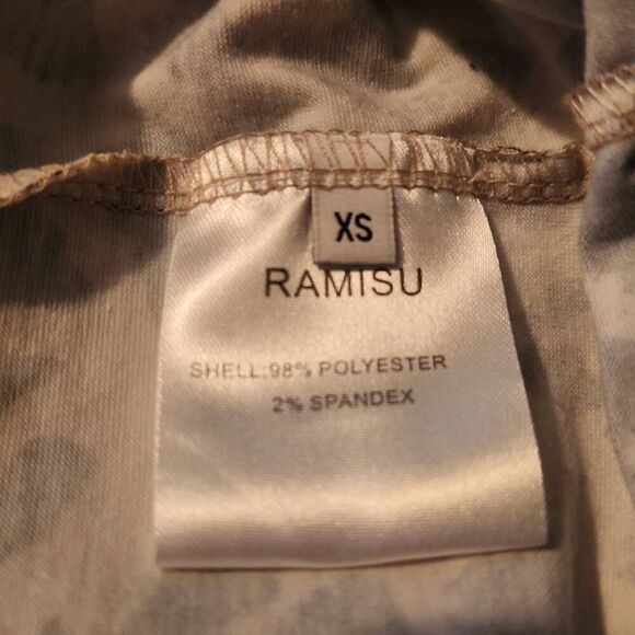 Ramisu Collection Women's Size XS Beige Black Leopard Print Halter Tank - Picture 3 of 7